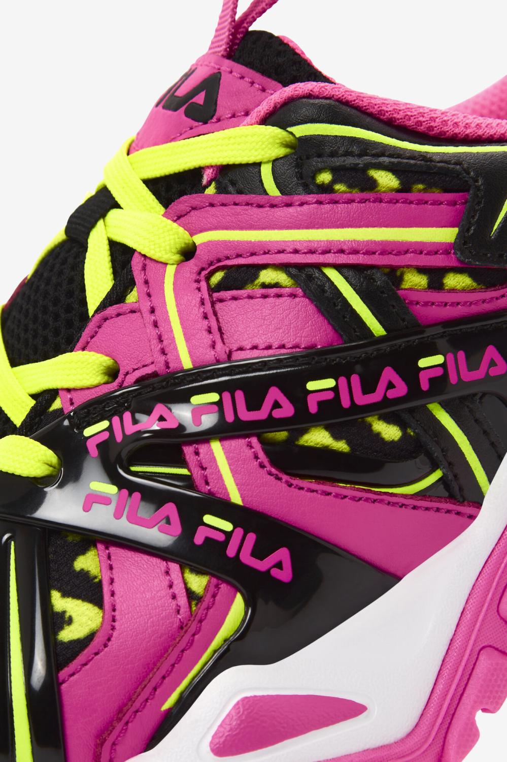 Kids Little Kids (10.5-3) | FILA Little Kids' Electrove 2 652 KNOCKOUT PINK / BLACK / WHITE
