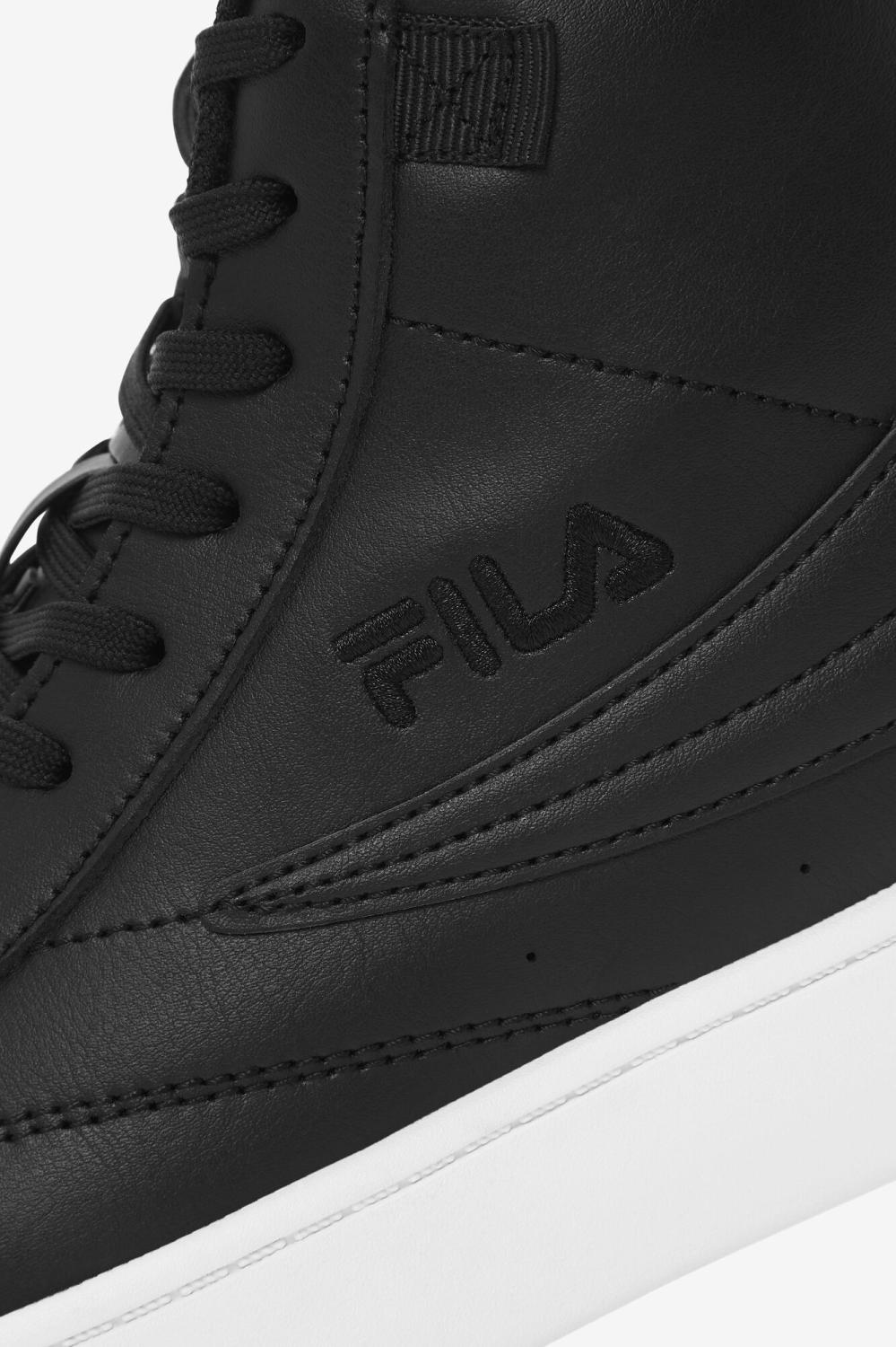 Women Sneakers &amp; Lifestyle | FILA Women's Gennaio 013 BLACK / BLACK / WHITE