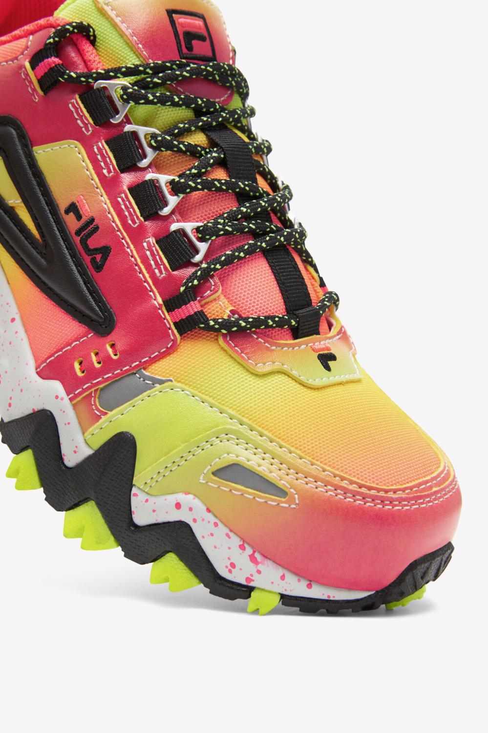 Women Sneakers &amp; Lifestyle | FILA Women's Oakmont TR 656 DIVA PINK / SAFETY YELLOW / BLACK